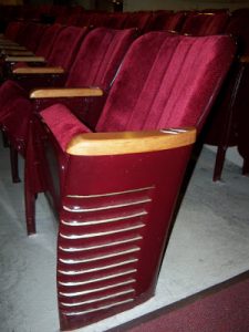 kansas-city-stained-glass-oh-so-wright-auditorium-seats